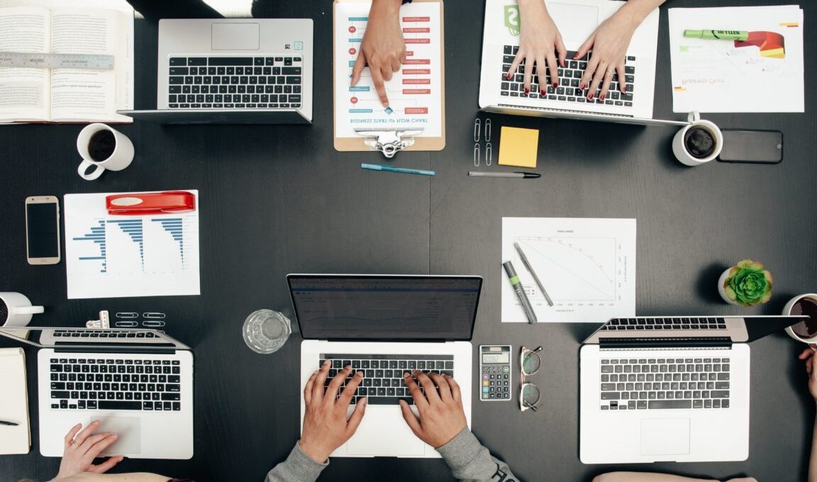 Comment le mobile CRM révolutionne la gestion de la relation client